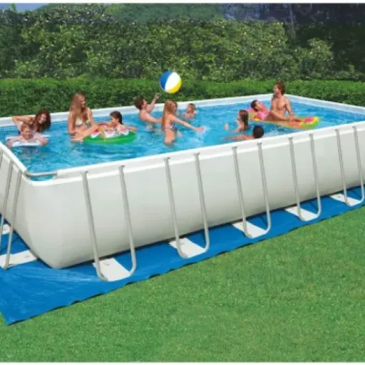 Test Intex Piscine Tubulaire Ultra 7,32 x 3,66 : la grande piscine familiale qui prend sa place au jardin