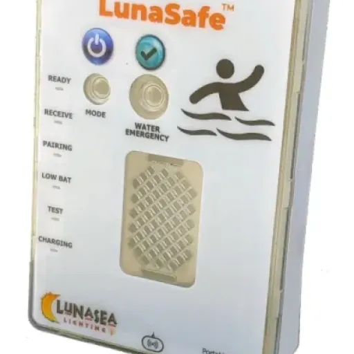 Test LunaSafe Kit d'alarme pour piscine : la petite bouée électronique pour gamins et chiens distraits
