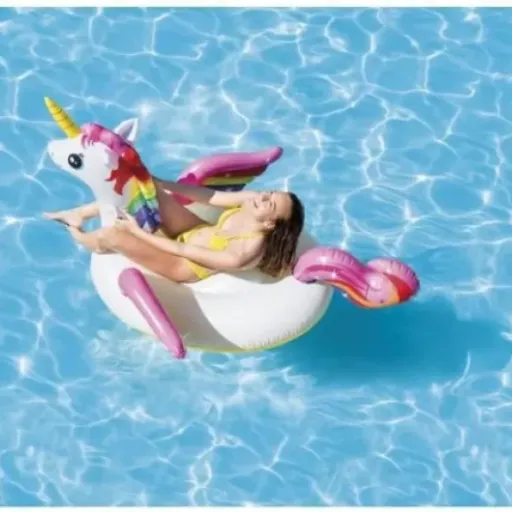 Test Intex Inflateable Unicorn : la grosse licorne gonflable qui met l’ambiance à la piscine