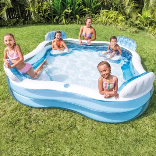 Test Intex Piscine familiale avec sièges 229x229x66 cm : la patauge familiale qui fait le job (mais pas parfaite)