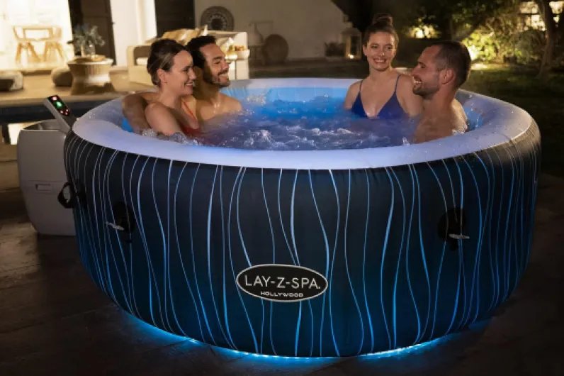 LAY-Z-SPA® Hollywood Airjet™ 196 x 66 cm, 4-6 personnes